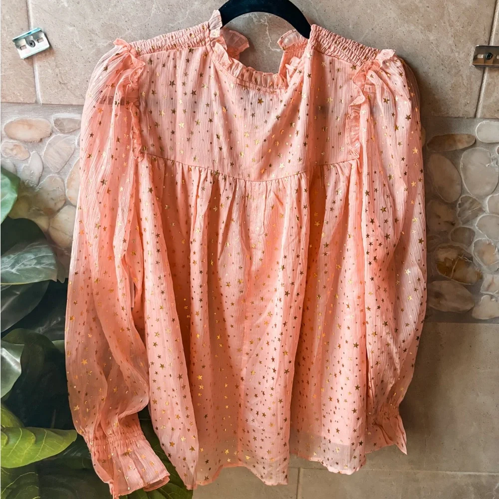 ⭐️ COLLETTA STAR PRINT RUFFLE BLOUSE ⭐️ - Picture 5 of 5